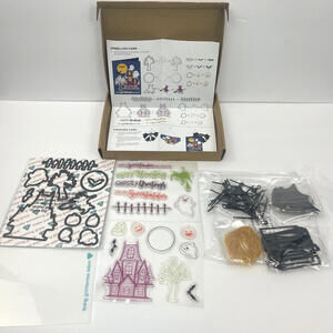 Diamond Press Bat Flyer Kit Stamp & Dies Halloween Interactive Set Ghost